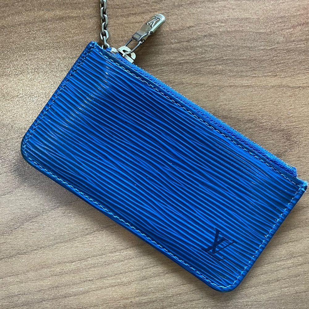 Authentic LOUIS VUITTON Epi Pochette Cles Coin purse